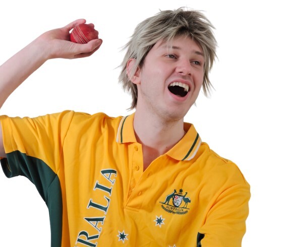 Aussie Spin King Short Blonde Wig